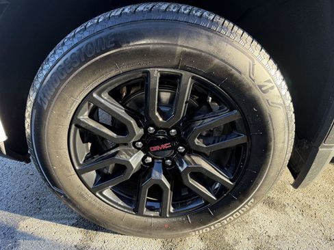 Certified 2022 GMC Sierra 1500 Elevation image 10