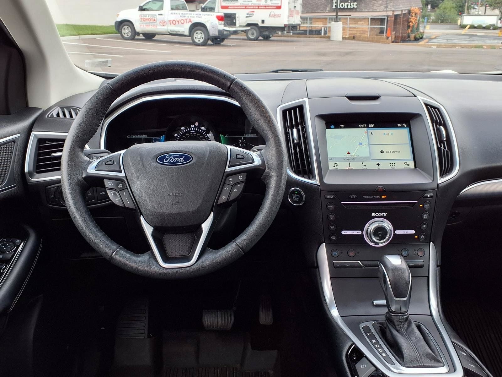 Used 2018 Ford Edge Titanium w/ Equipment Group 302A AWD/4WD image 5