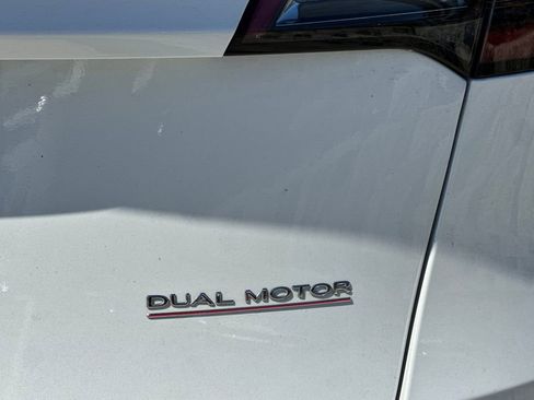 Used 2023 Tesla Model Y Performance image 26