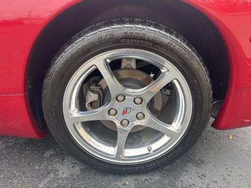 Used 2001 Chevrolet Corvette Base w/ Preferred Equipment Group2 image 8