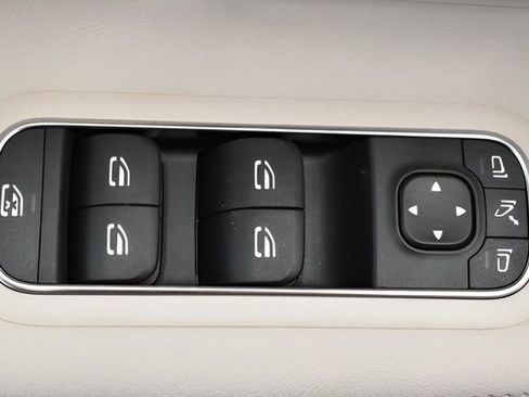 New 2026 Mercedes-Benz CLA 250 4MATIC image 23