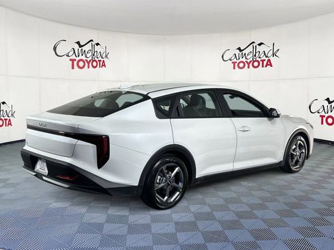 Used 2025 Kia K4 FWD image 8