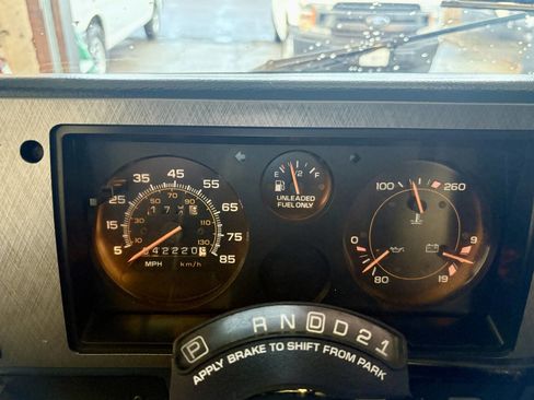 Used 1995 GMC G3500 Rally image 34