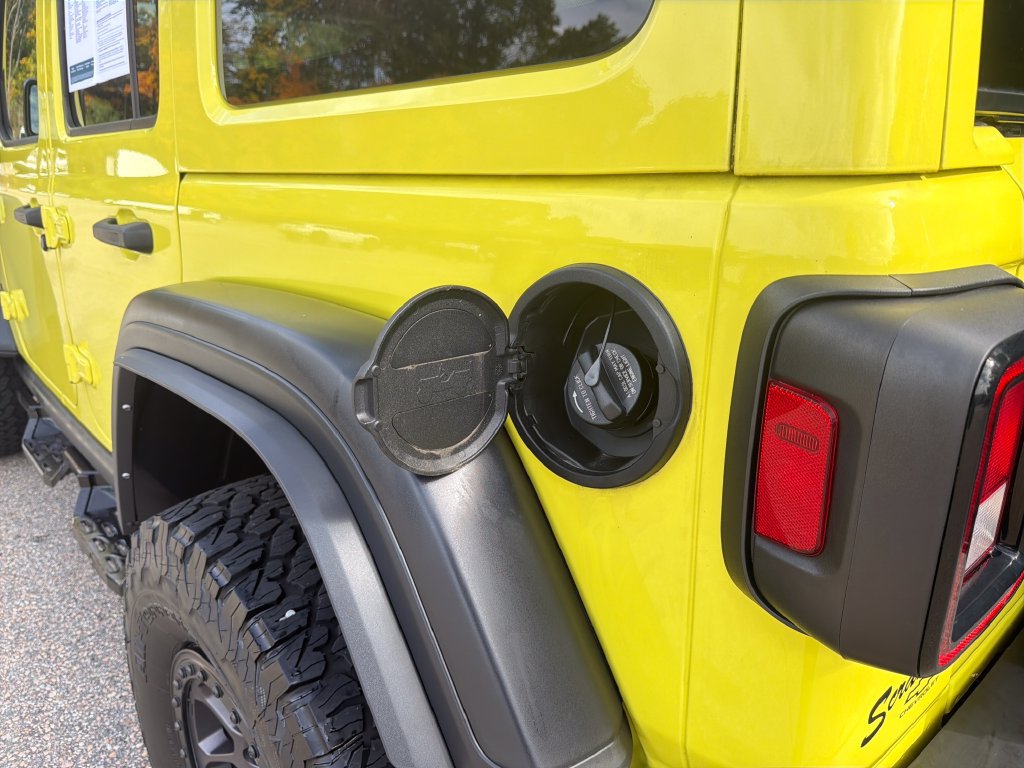 Used 2022 Jeep Wrangler Unlimited Sport AWD/4WD image 32