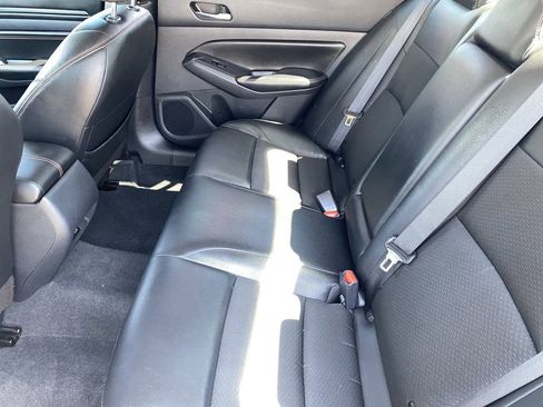 Certified 2022 Nissan Altima 2.5 SR FWD image 14