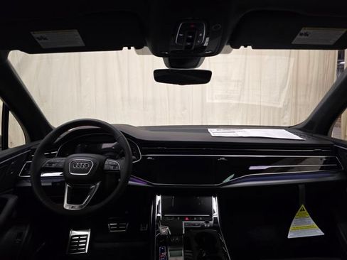 New 2026 Audi SQ7 Prestige AWD/4WD image 34