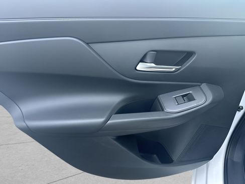 New 2026 Nissan Sentra SV w/ SV Convenience Package FWD image 27