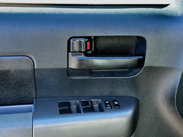 Used 2012 Toyota Tundra 4x4 Double Cab image 16