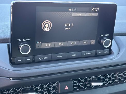 Certified 2024 Honda Accord EX image 27