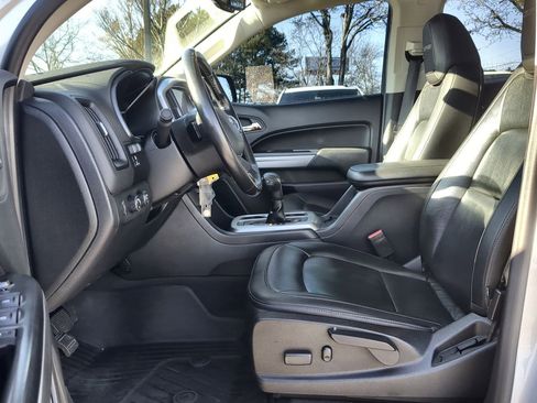 Used 2019 Chevrolet Colorado ZR2 image 18