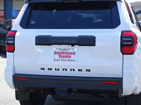 New 2026 Toyota 4Runner TRD Off-Road Premium AWD/4WD image 7