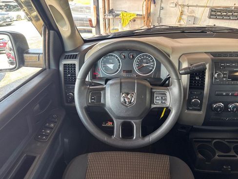Used 2012 RAM 1500 Express AWD/4WD image 16