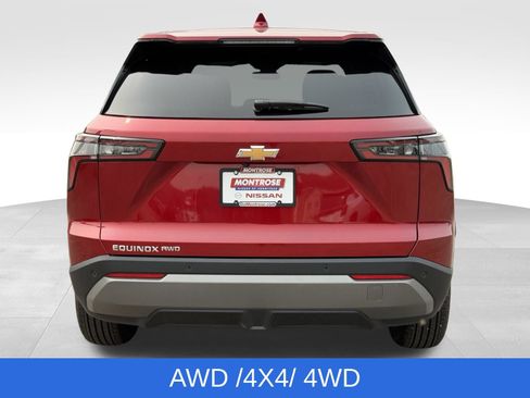 Used 2026 Chevrolet Equinox LT AWD/4WD image 13