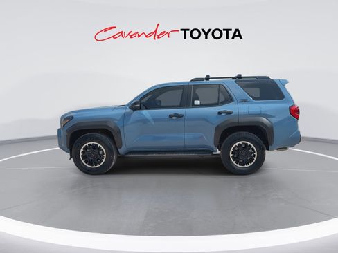 Certified 2026 Toyota 4Runner TRD Off-Road Premium AWD/4WD image 5