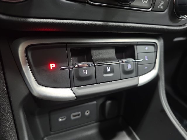 Used 2023 GMC Terrain SLE w/ Driver Convenience Package AWD/4WD image 23