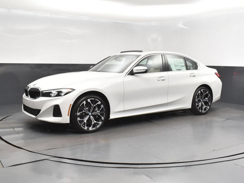 Used 2026 BMW 330i Sedan w/ Convenience Package RWD image 1