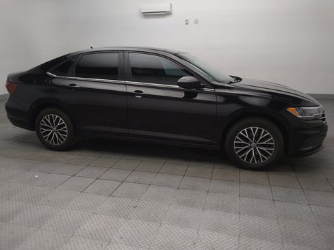 Used 2021 Volkswagen Jetta SE FWD image 11