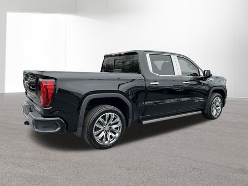 Used 2023 GMC Sierra 1500 Denali w/ Denali Reserve Package AWD/4WD image 3