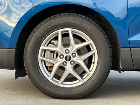 Used 2023 Ford Edge SEL image 25