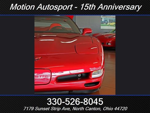 Used 2004 Chevrolet Corvette Convertible w/ Preferred Equipment Group RWD image 6