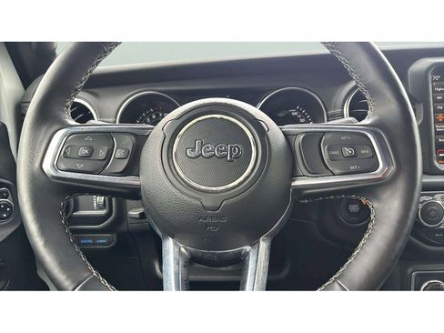 Used 2023 Jeep Wrangler Sahara w/ Cold Weather Group image 14