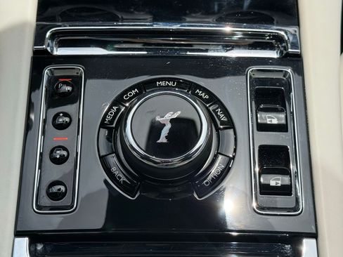 Used 2022 Rolls-Royce Ghost image 42