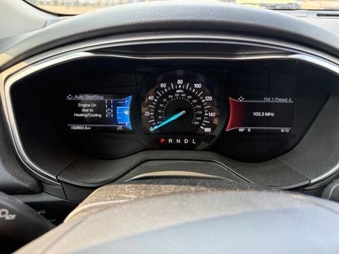 Certified 2020 Ford Fusion SE w/ Equipment Group 151A FWD image 17