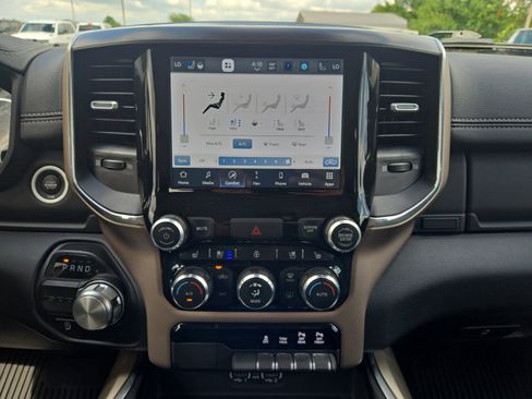 Used 2022 RAM 1500 Laramie RWD image 14