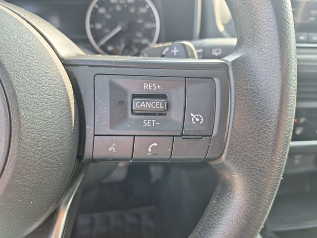 Used 2024 Nissan Rogue S AWD/4WD image 18