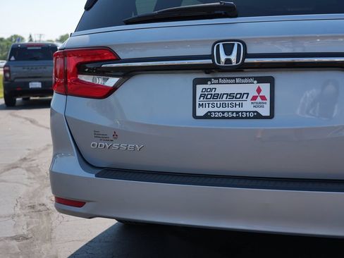 Used 2024 Honda Odyssey EX image 10