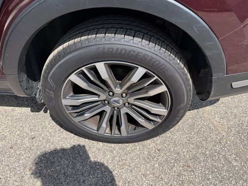 Used 2018 Ford Explorer Platinum AWD/4WD image 58