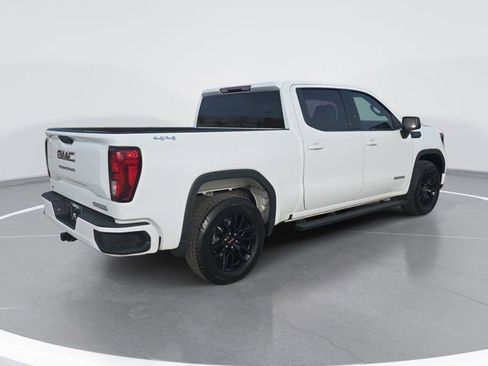 Used 2023 GMC Sierra 1500 Elevation image 3
