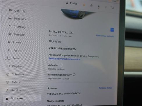 Used 2017 Tesla Model 3 Long Range image 18