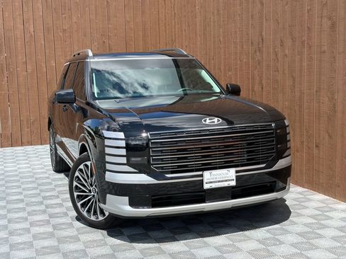 Used 2026 Hyundai Palisade Calligraphy AWD/4WD image 14