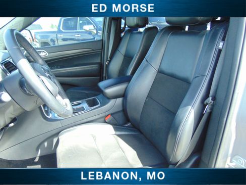 Used 2019 Jeep Grand Cherokee Altitude image 10