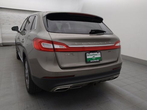 Used 2017 Lincoln MKX Reserve w/ Luxury Package AWD/4WD image 5