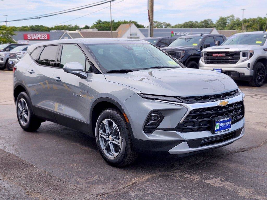 New 2026 Chevrolet Blazer LT w/ LPO, Floor Liner Package AWD/4WD image 7