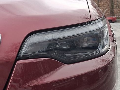 Used 2021 Jeep Cherokee Latitude Plus w/ Sun & Sound Group image 9