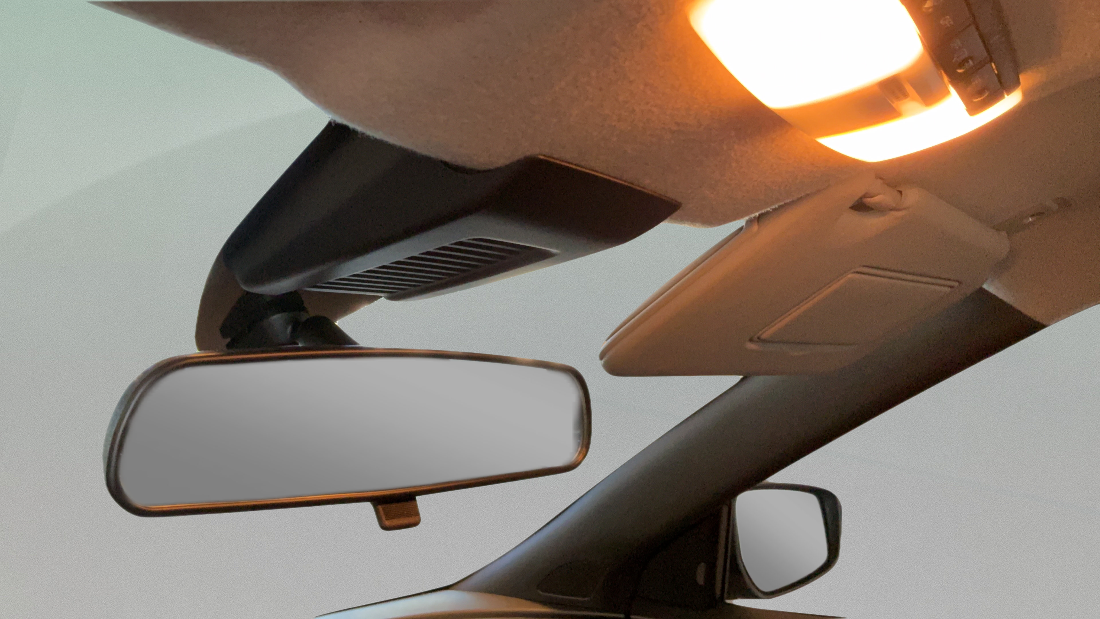 Used 2021 Nissan Kicks SR w/ SR Premium Package FWD image 16