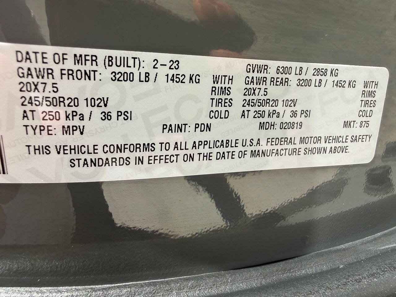 Used 2023 Chrysler Pacifica Limited w/ Uconnect Theater Family Group AWD/4WD image 44