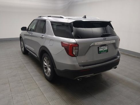 Used 2023 Ford Explorer Limited image 5