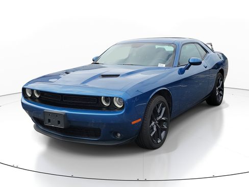 Used 2023 Dodge Challenger SXT w/ Blacktop Package image 3