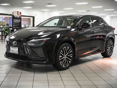 Certified 2023 Lexus RZ 450e Premium w/ Accessory Package (Z1) AWD/4WD image 3