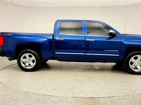 Used 2018 Chevrolet Silverado 1500 LTZ Z71 w/ LTZ Plus Package AWD/4WD image 4