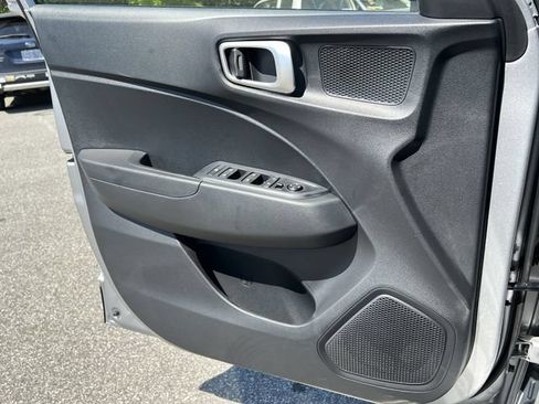 New 2026 Hyundai Venue SEL FWD image 27