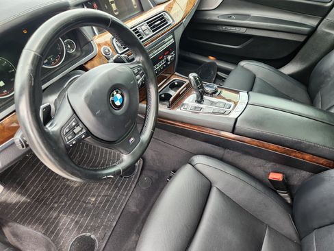 Used 2015 BMW 750Li RWD image 13