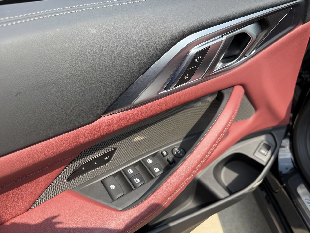 Used 2027 BMW M440i Convertible RWD image 19