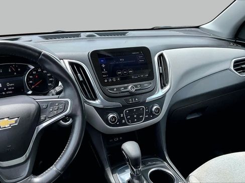 Used 2022 Chevrolet Equinox LT FWD image 7