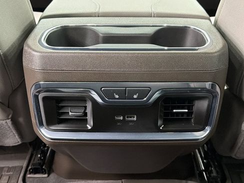 Used 2025 GMC Sierra 1500 SLT AWD/4WD image 37