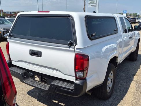 Used 2023 Toyota Tacoma SR RWD image 6
